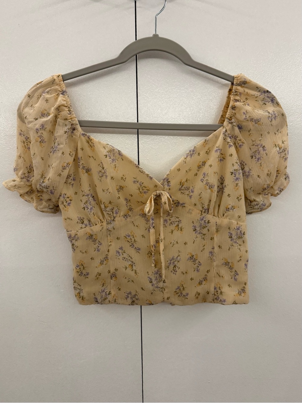 Active USA Pastel Floral Puff Sleeve Milkmaid Blouse Size